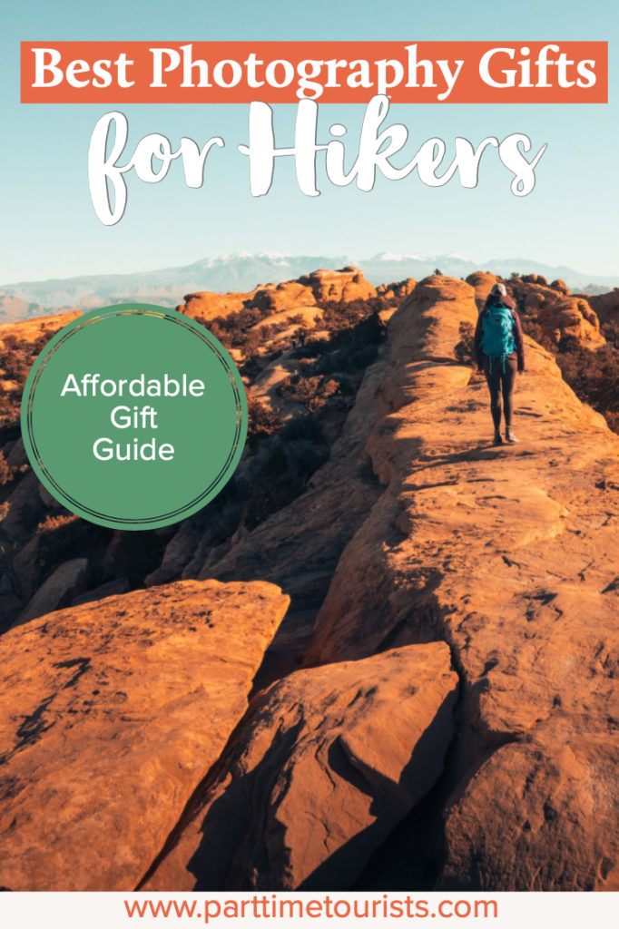 Here are gift ideas for photographers who love to hike! Complete guide on what photography gear you need to take incredible hiking photography! These are all great gift ideas!